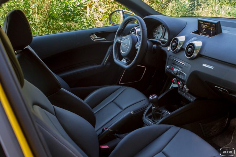 essai-audi-s1-interieur-36