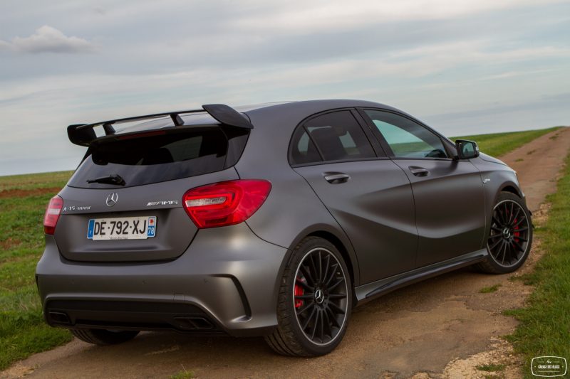 essai-mercedes-a-45-amg-exterieur-35