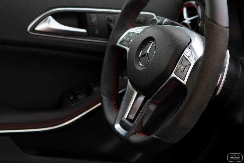 essai-mercedes-a-45-amg-interieur-30