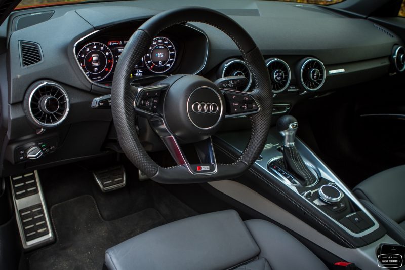 audi-tt-quattro-interieur-80