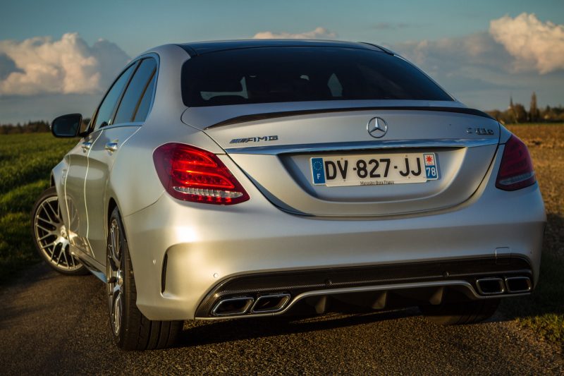 essai-mercedes-amg-c-63-s-berline-exterieur-44