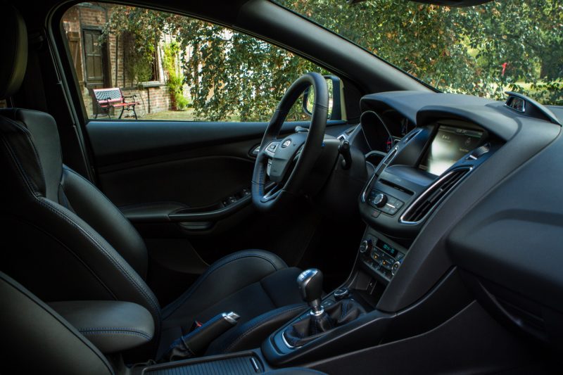 essai-ford-focus-rs-interieur-69