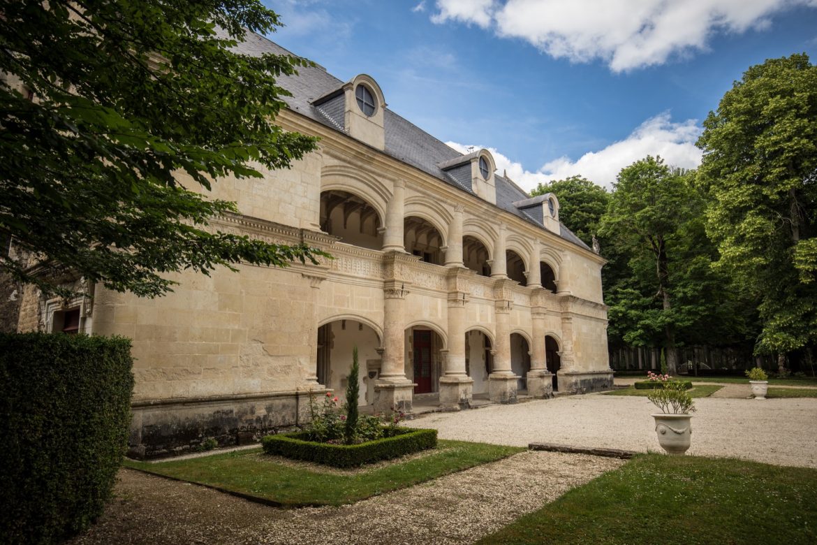 DampierresurBoutonne un château Renaissance en Charente Maritime